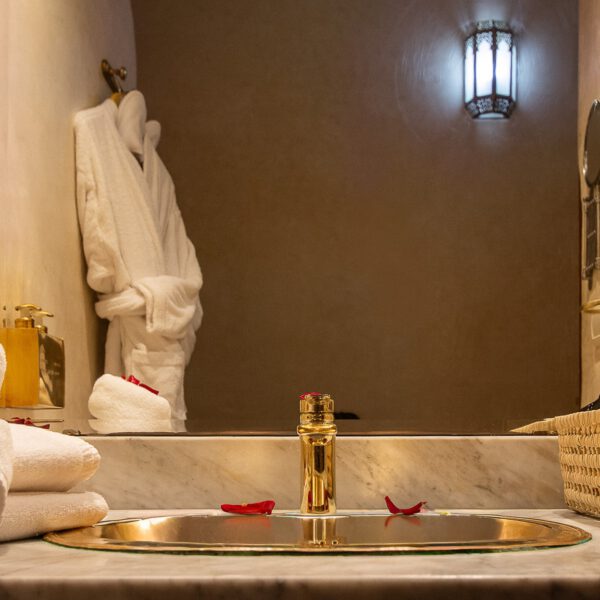 Atlas-Acacia-Photoshoot-Makhira-room-5-1